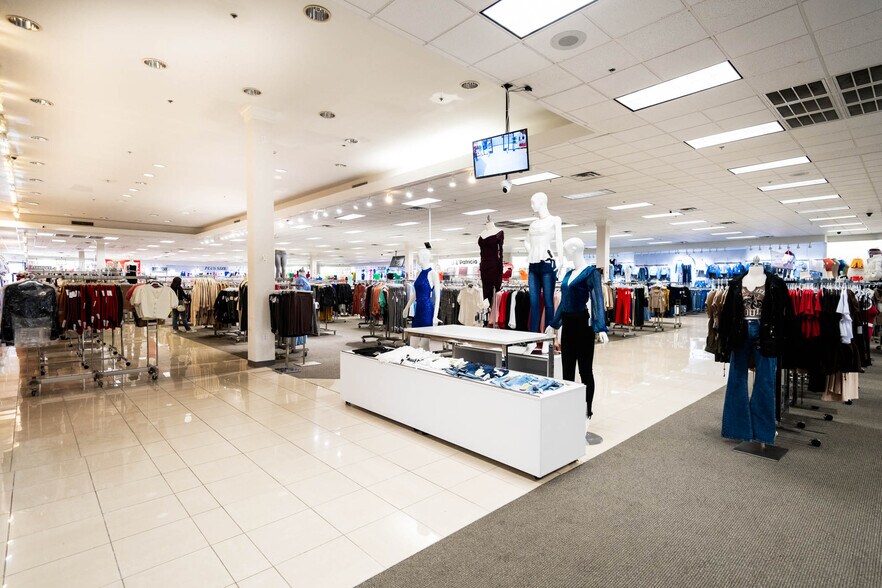 More Photos Of 3520 McCann Rd, Longview Department Store For Sale