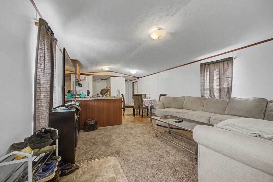 More Photos Of 14165 W Cooksey Rd, Crescent Industrial For Sale