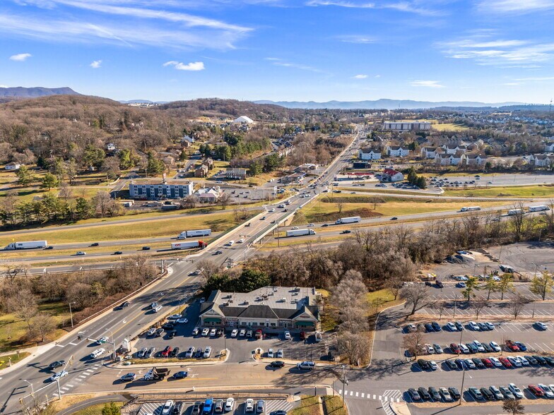 More Photos Of 1326 Hillside Ave, Harrisonburg Freestanding For Lease
