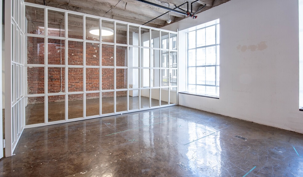 More Photos Of 731 S Broadway, Los Angeles Loft Creative Space For Sale