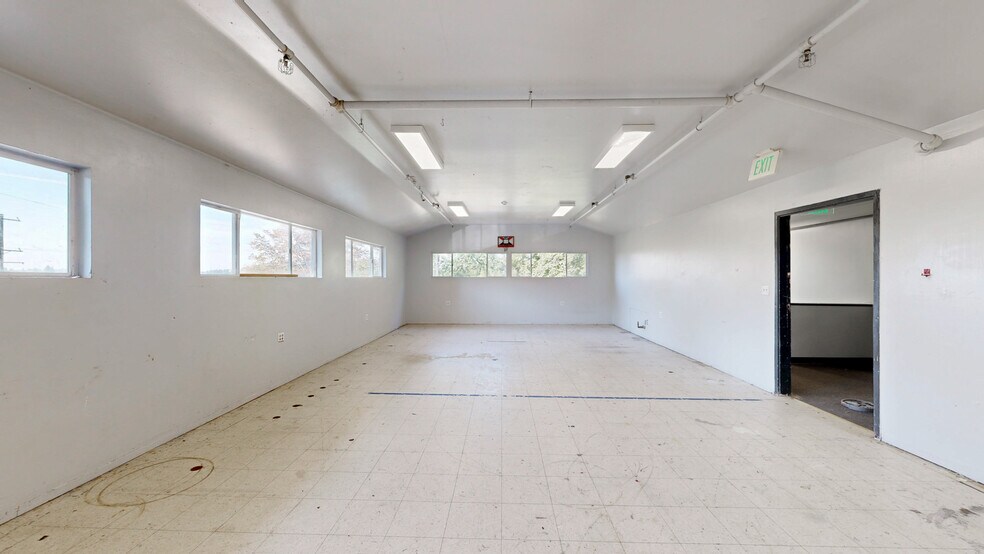 More Photos Of 700 NE California St, Pullman Apartments For Sale