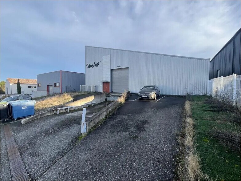 More Photos Of 19 Impasse De Castelviel, Rouffiac-Tolosan Flex For Lease