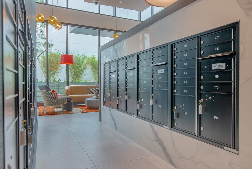 More Photos Of 6240 W Sunset Blvd, Los Angeles Apartments For Lease