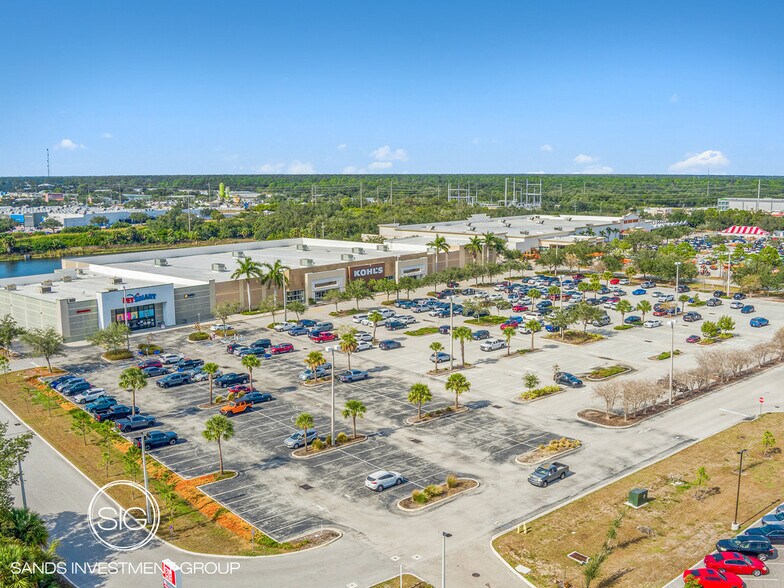 Primary Photo Of 19530 Cochran Blvd, Port Charlotte Freestanding For Sale