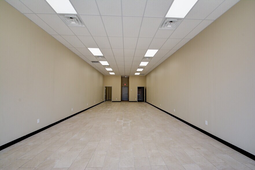 More Photos Of 2209 Blalock Rd, Houston Freestanding For Lease