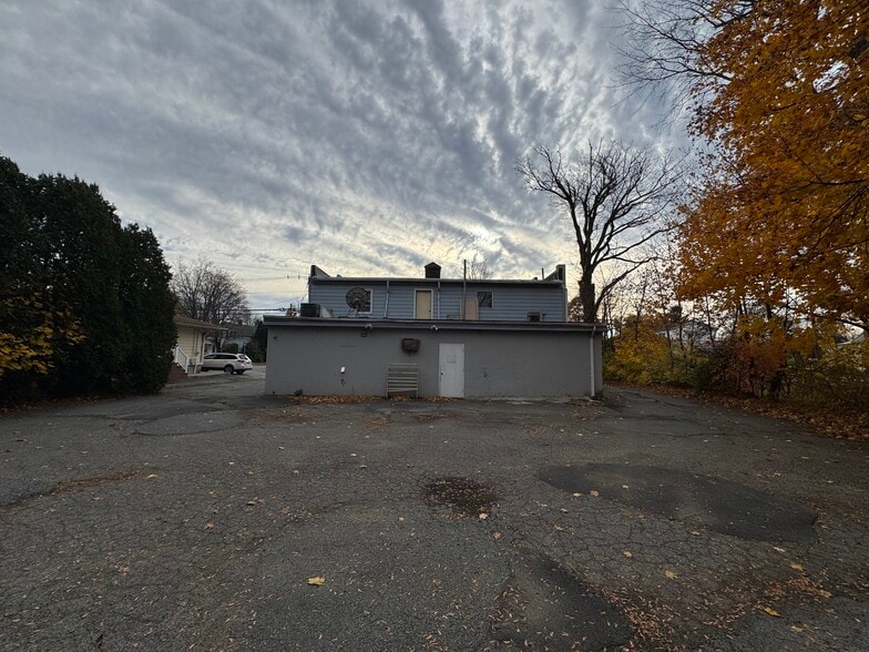 More Photos Of 37-39 Main St, Succasunna General Retail For Sale