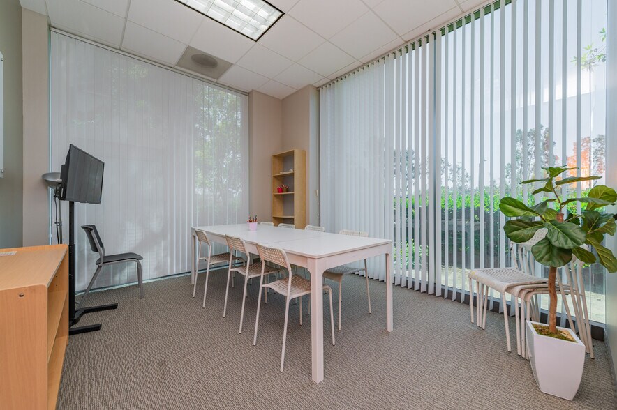 More Photos Of 9960-9970 Research Dr, Irvine Office For Sale