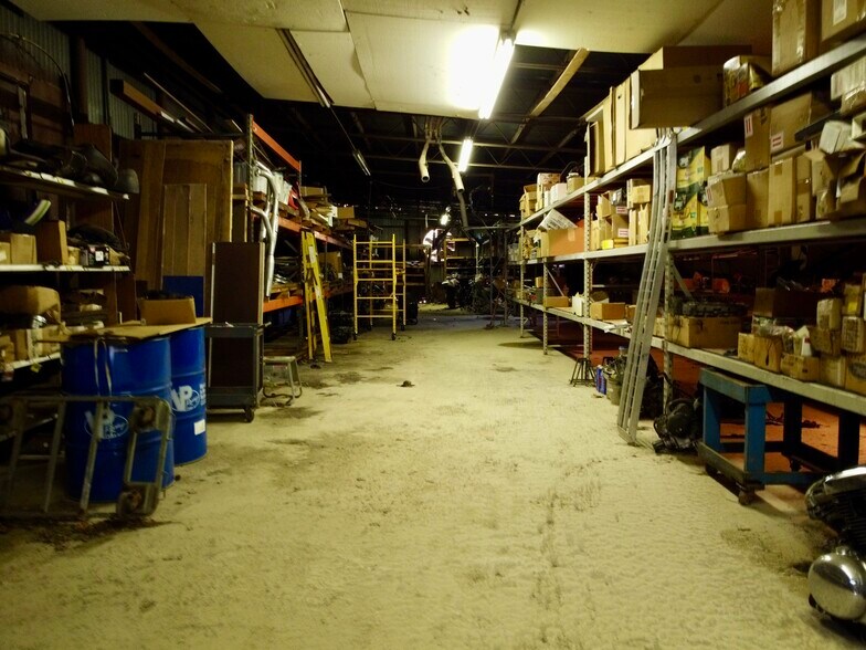 More Photos Of 3560 NW Highway 20, Conyers General Retail For Sale