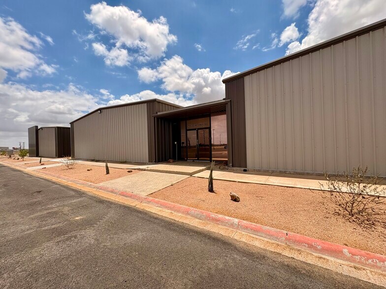 More Photos Of 9930 W Highway 80, Midland Office For Sale