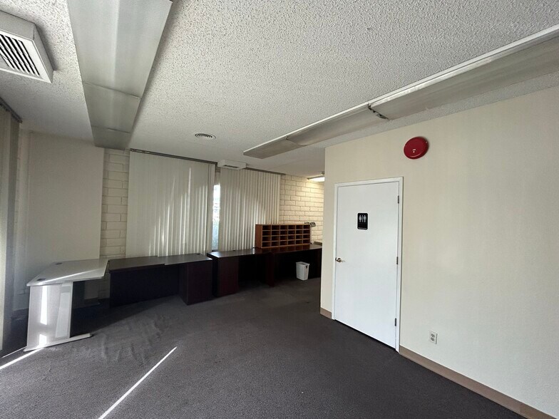 More Photos Of 1475 Terminal Way, Reno Office For Lease