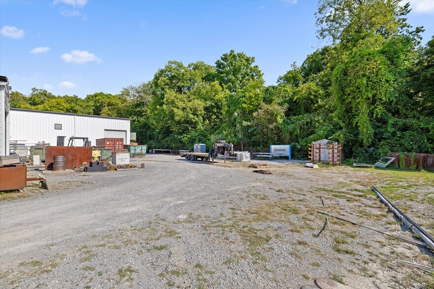 More Photos Of 1410 Workman Rd, Chattanooga Manufacturing For Lease
