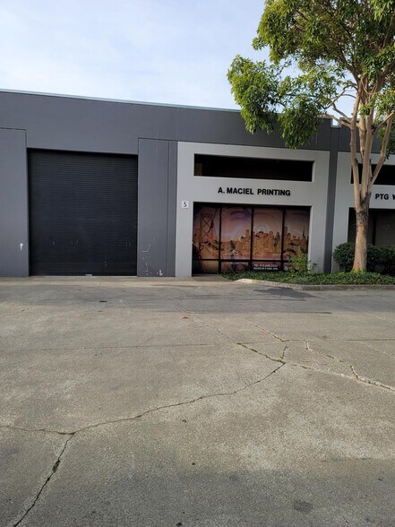 More Photos Of 50 Mendell St, San Francisco Warehouse For Sale