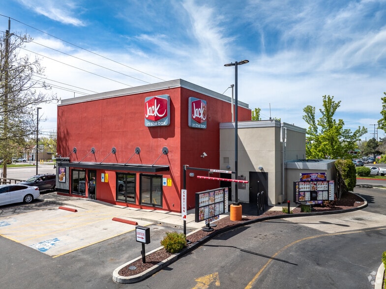 More Photos Of 7040 W State St, Boise General Retail For Lease