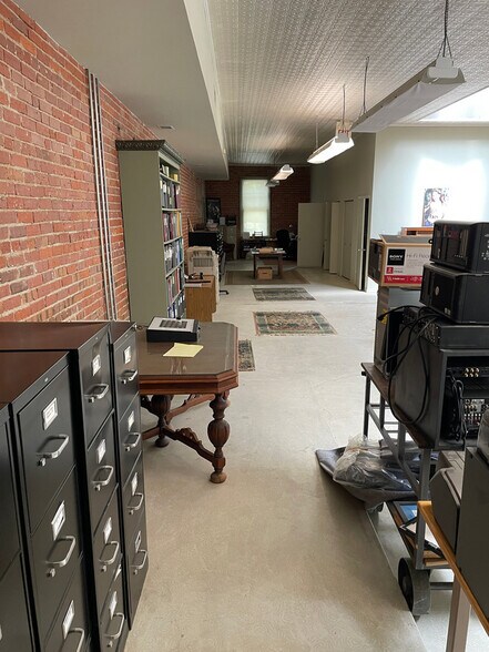 More Photos Of 716 S State St, Little Rock Office For Sale
