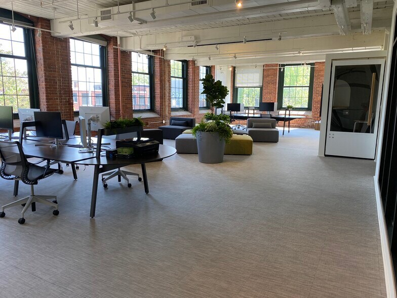 More Photos Of 150 Chestnut St, Providence Loft Creative Space For Sale