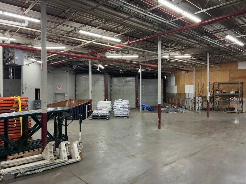 More Photos Of 248 N Union St, Rochester Warehouse For Lease