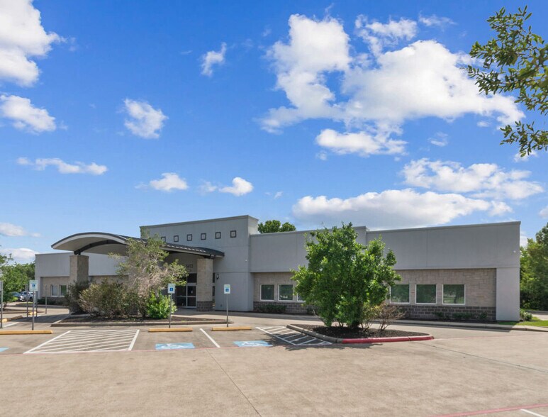 More Photos Of 5413 Crenshaw Rd, Pasadena Medical For Sale