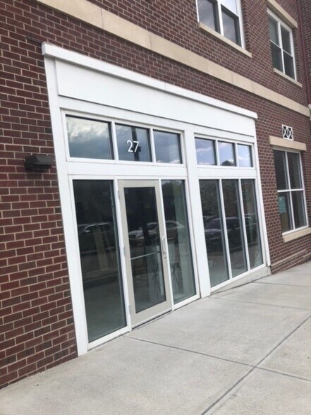 More Photos Of 25 Commercial St, Braintree Apartments For Lease