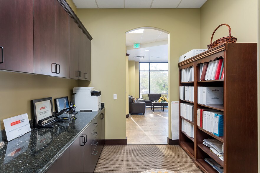 More Photos Of 10465 Park Meadows Dr, Lone Tree Medical For Sale