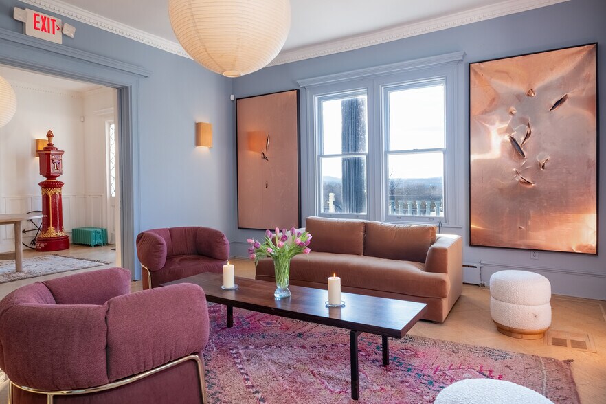 More Photos Of 10 Old Route 9, Staatsburg Hotel For Sale