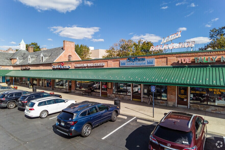 More Photos Of 3501-3529 Connecticut Ave NW, Washington Unknown For Lease
