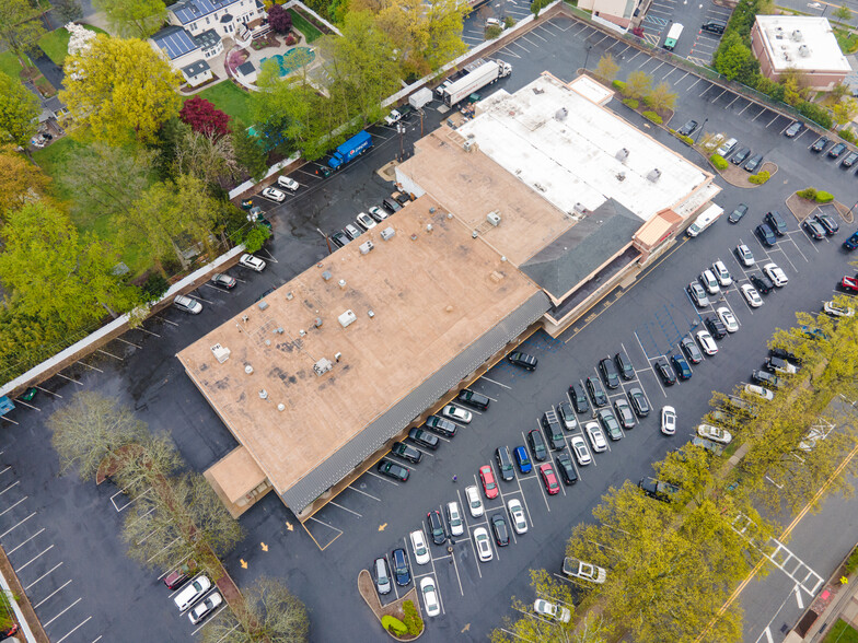 More Photos Of 654B Westwood Ave, River Vale Unknown For Lease