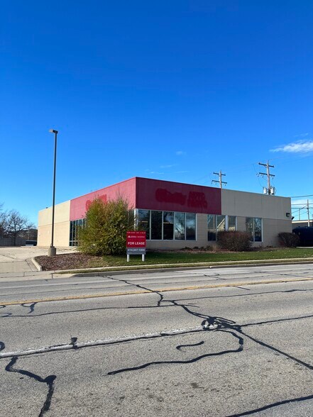 Primary Photo Of 6001 S Packard Ave, Cudahy Freestanding For Sale