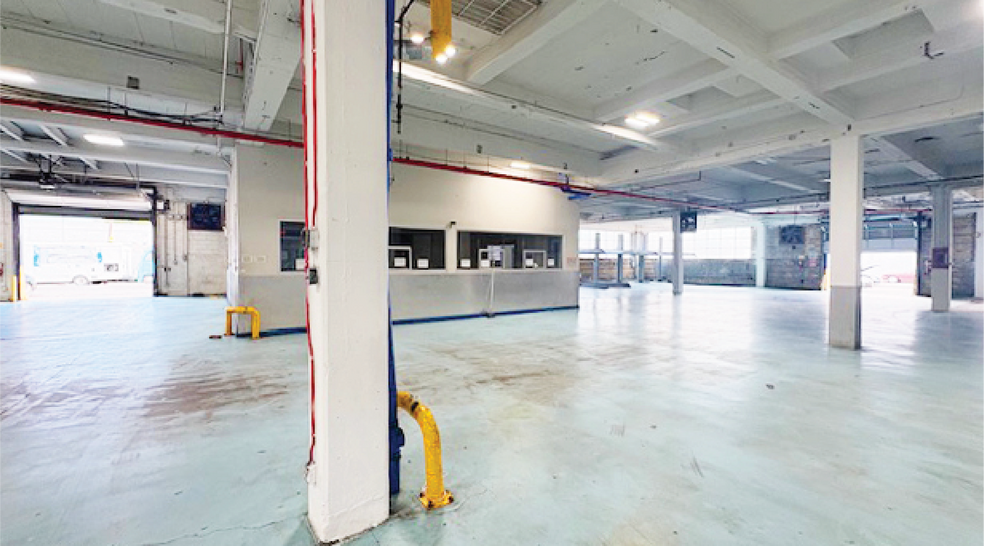 More Photos Of 37-03 21st St, Long Island City Warehouse For Lease