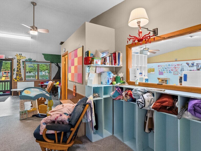 More Photos Of 1017 Laurel St, Marshfield Specialty For Sale