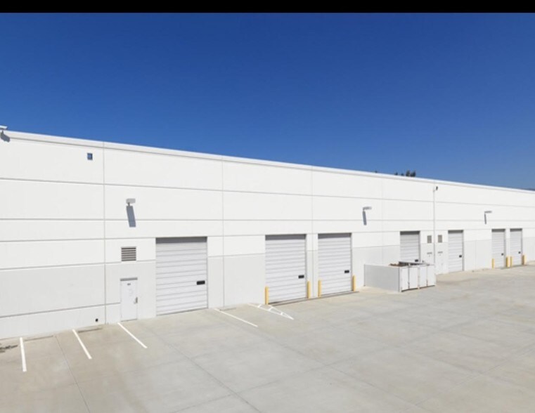 More Photos Of 1215 E Acacia St, Ontario Distribution For Sale