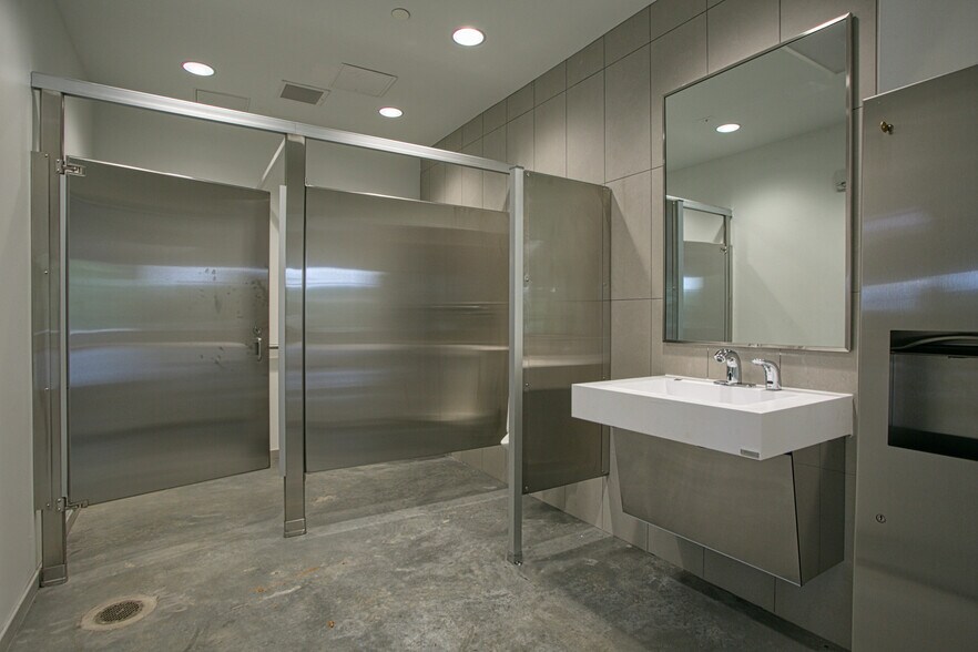 More Photos Of 124 Krog St, Atlanta Unknown For Lease