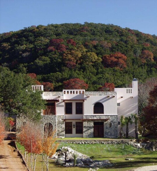 More Photos Of 23670 State Highway 16, Medina Land For Sale