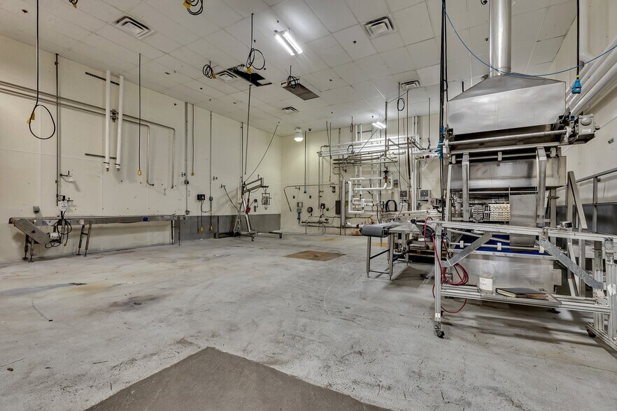 More Photos Of 347 Glen St, Foley Food Processing For Sale