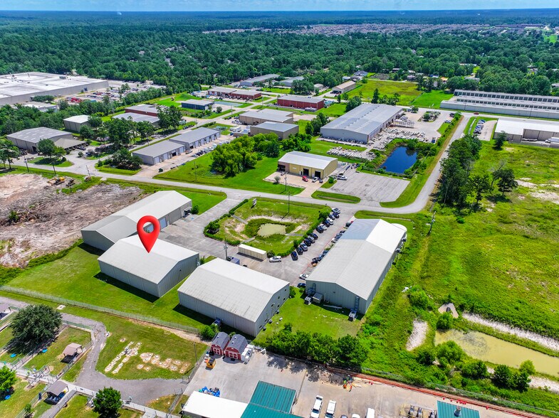 More Photos Of 8601 Fawn Trl, Conroe Warehouse For Sale