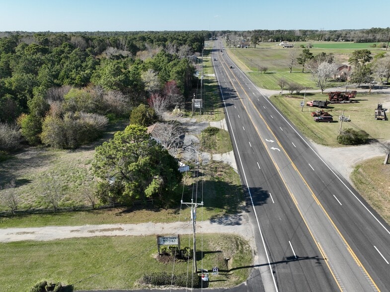 More Photos Of 112 N River Dr, Jarvisburg Hotel For Sale