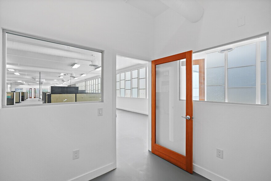 More Photos Of 2215 N Broadway, Santa Ana Medical For Sale