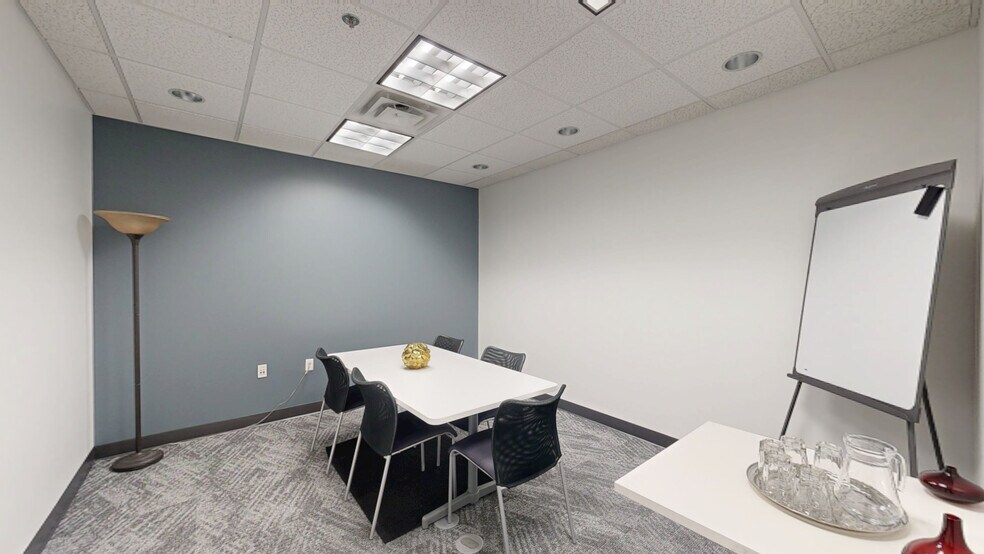 More Photos Of 500 Marquette Ave NW, Albuquerque Coworking Space