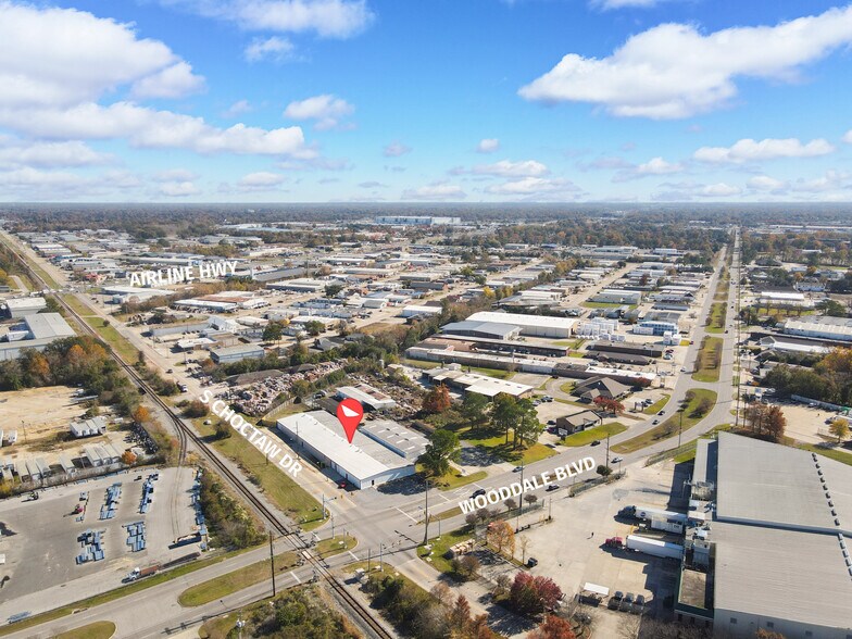 More Photos Of 2375 Wooddale Blvd, Baton Rouge Warehouse For Lease