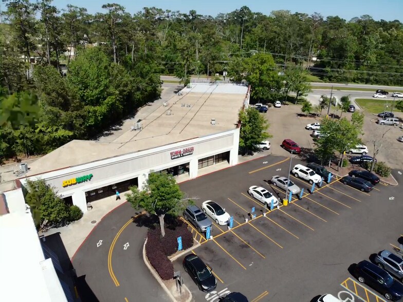 More Photos Of 3015 E Causeway Approach, Mandeville General Retail For Sale