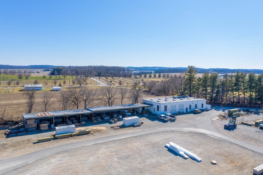 More Photos Of 225 Hanover Rd, York Manufacturing For Sale
