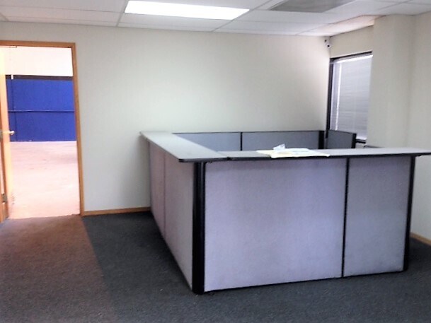 More Photos Of 2513 Technology Dr, Hayward Research And Development For Lease