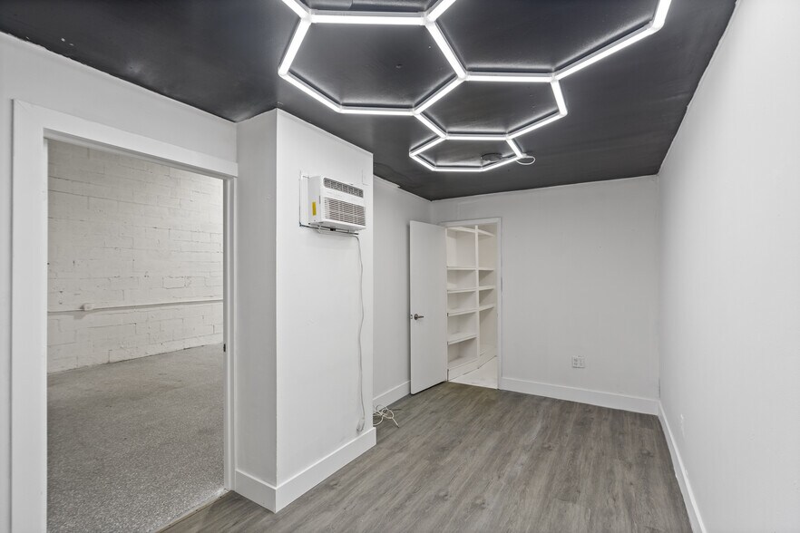 More Photos Of 7403 NW 7th St, Miami Unknown For Lease