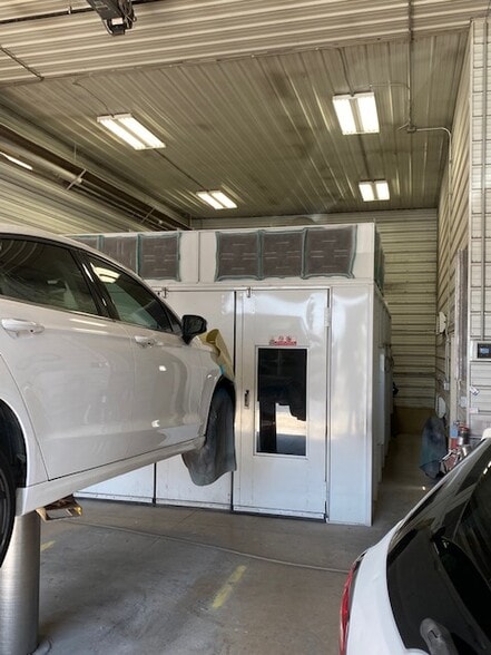 More Photos Of 600 Meyer Rd, Celina Flex For Lease