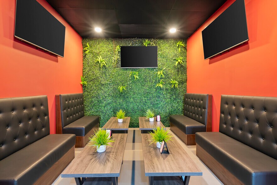 More Photos Of 11020- 11061 Anderson Rd, Piedmont Restaurant For Sale