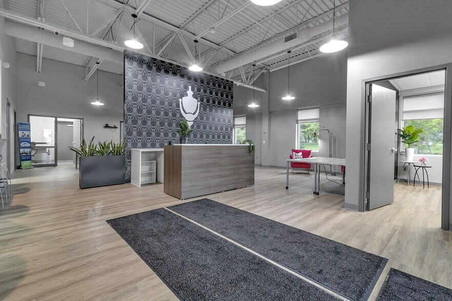 More Photos Of 6031-6045 Transit Rd, East Amherst Unknown For Lease