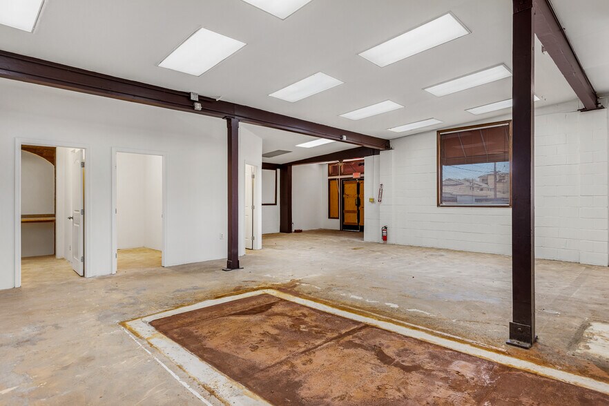 More Photos Of 770-780 S Arroyo Park, Pasadena Storefront Retail Office For Lease