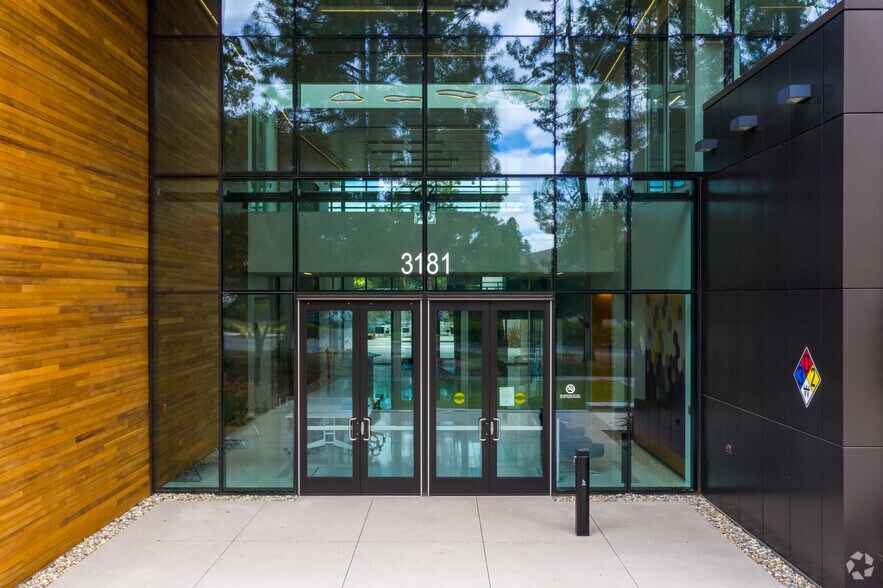 More Photos Of 3181 Porter Dr, Palo Alto Office For Lease