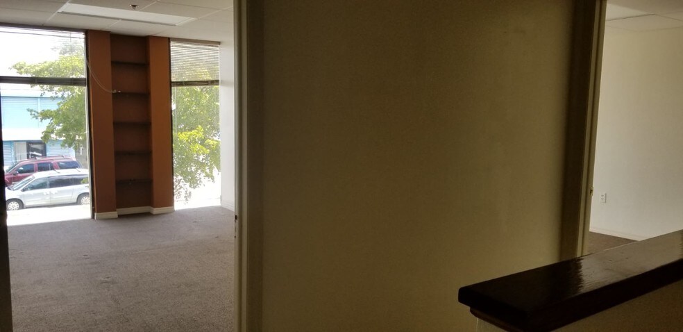 More Photos Of 7084 NW 50th St, Miami Warehouse For Sale