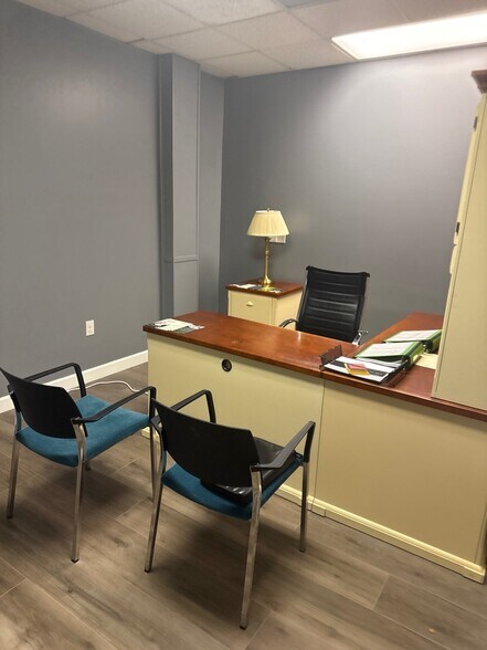 More Photos Of 3402 Belair Rd, Baltimore General Retail For Sale