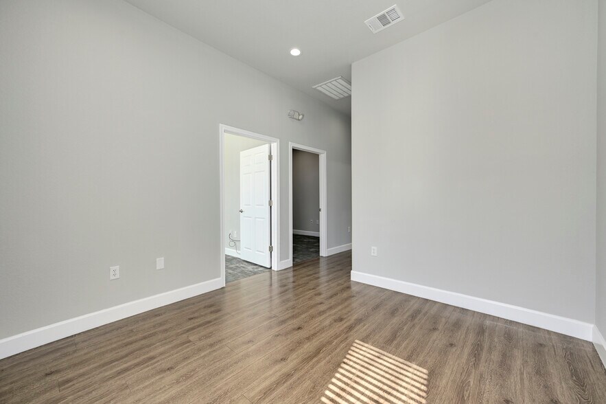More Photos Of 1101 Satellite Vw, Round Rock Medical For Lease